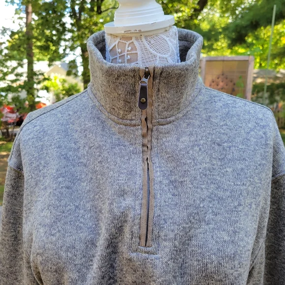 Haggar in Motion pullover sweater with 1/4 front zip - Picture 2 of 7